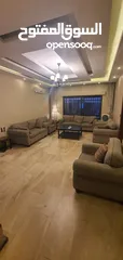  12 شقة 200م طابق أول مميزة في أجمل مناطق ضاحية النخيل