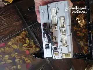  3 شاشه كامري