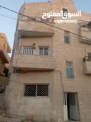  3 عماره الاستثمار 6 شقق + روف بالقرب من صيدلية شحرور