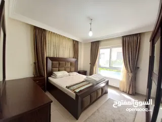  11 شقة مفروشة للإيجار 189م2 ( Property 19688 )-175072592