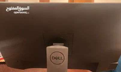  2 Dell 28 inch monitor