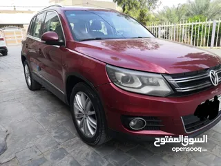  13 فولگس ڤاگن تيگوان Tiguan 2013 اللون ماروني