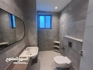  3 للإيجار السنوي من المالك – شقة مميزة في عبدون بجانب السفارة الأمريكية