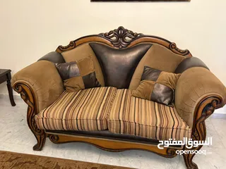  4 كنب للبيع بحاله جيده للبيع
