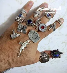  2 خواتم فضه مطعمه بالحجر الكريم