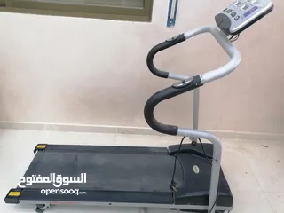  4 جهاز ركض تريدمل