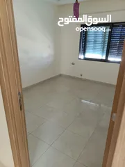  5 شقه للايجار