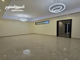  14 للايجار الشهري شقة 3 غرف و صالة مع 3 حمامات بدون فرش في عجمان منطقة الروضة