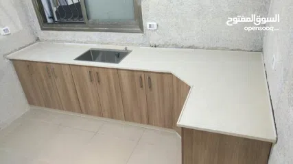  8 شقة مشطبة حديثا للبيع