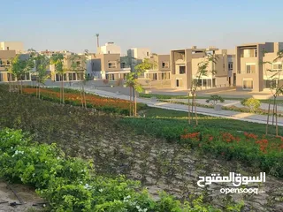  1 PALM HILLS NEW CAIRO  لسرعة البييع  فيلا مستقلة 520 متر استلام فوري في كمبوند بالم هيلز التجمع