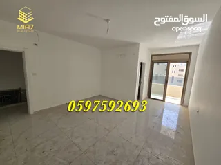  15 شقة أرضية مشطبة للبيع مساحة 170 م + ساحة 26 م رام الله قرب المقاطعة ووسط البلد