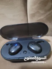  2 سماعات jbl tws4 جديدة و بور بانك سليم