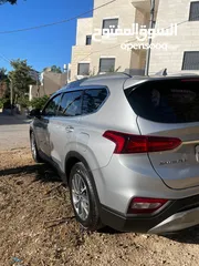  4 Hayundai-Santa Fe 2018