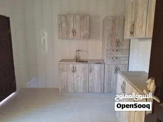  15 للبيع بيت بالرفاع الشرقي مجدد بالكامل