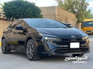  6 تويوتا يريوس هايبرد موديل 2023 الشكل الجديد كليا ومميزه