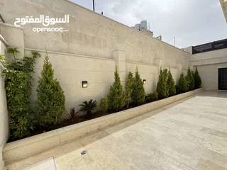  26 شقة طابق شبه ارضي مساحة 231م + حديقه 255م بتشطيبات مميزة - حي الصحابة - رجم عميش - رمضان للاسكان