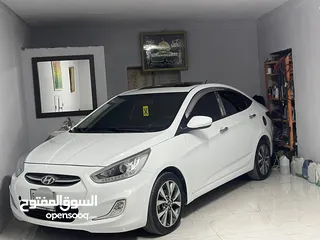  1 هونداي اكسنت فتحة سقف اصليه
