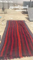  6 بساط عربي قديم جدا جدا للبيع قطعه حلوه منها قطعتين في وسط وفي حجم كبير الاثنتين  80
