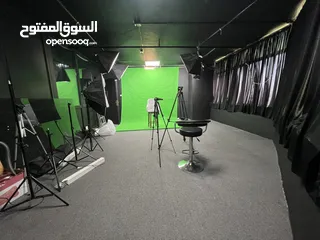  9 تصوير البودكاست فيديو اعلاني مونتاج  ستوديو كروما تسجيل صوتي انميشن موشن جرافيك سوشال ميديا