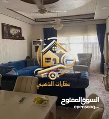  2 بيت ثلاث طوابق ركن للبيع في دور النفط بناء حديث على شارع عريض 20 متر