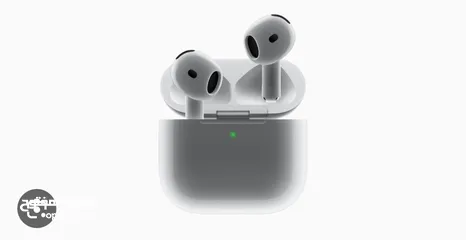  3 Apple Airpods 4