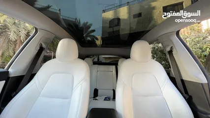  18 Tesla model Y 2021