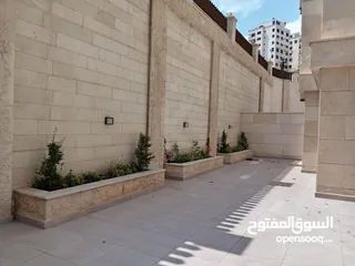  12 شقة مميزة مفروشة للايجار في دير غبار