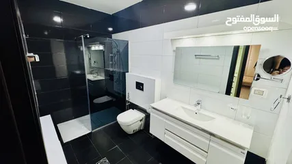  18 دوبليكس فاخر للبيع 250م لم يُسكن من قبل في ضاحية الريحان من المالك مباشرة! مع حديقة خاصة 100م