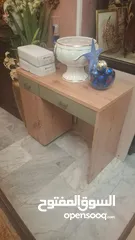  4 مكتب+مراية حجم وسط (جداد غير مستخدم)