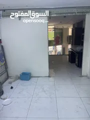  12 محل للبيع بخلو في سوق ابو نصير بإيجار مميز جداً