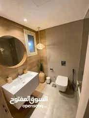  10 Compound Midtown new cairo   للبيع فيلا في كمبوند في التجمع السادس عبارة عن single family