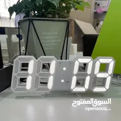  2 ساعة مكتبية مضيئة