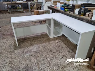  4 مكتب طاولة جيمنج زاويه متوفر بعدة موديلات والوان مناسبه للدراسة والالعاب