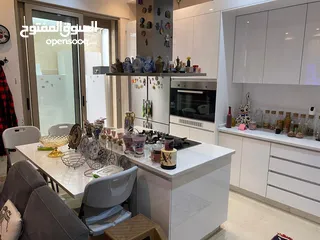  17 شقة دوبلكس للبيع في دير غبار  - REF : 14649
