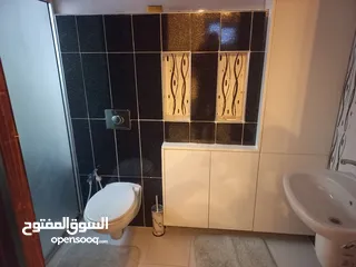  4 شقة مفروشة للايجار