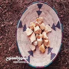  2 إبداع يمني في الخزف: الأطباق اليدوية كتحف فنية لتزيين المنزل وتقديم الطعام