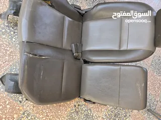  1 كراسي هونداي بورتر كاملة مع القواعد للبيع بحاجة إلى تنجيد او سلخات  عند منجد