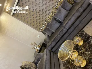  12 غرفة ضيوف وغرفة سفره 8مقاعد