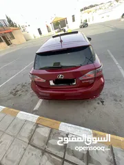  5 لكزس ct200 2013 لون خمري بحالة الوكالة