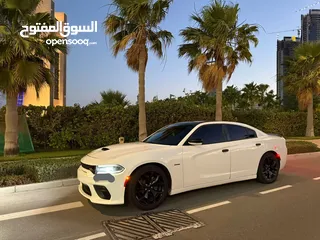  1 دودج تشارجر R/T plus  للبيع