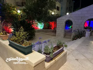  8 فيلا للبيع بسبب السفر