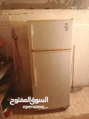  2 ثلاجه مستعمله نضيفه  تبريد على الفحص اسعر 40