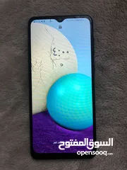  6 جالكسي A02الون الاسود