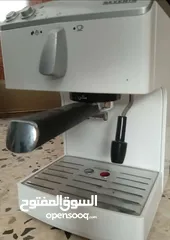 2 مطلوب مكينة قهوة اكس بريس منزلية صغيرة حتى عاطلة المهم كاملة اي نوعية المهم براتشو