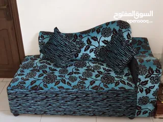  5 كنب 10 مقاعد للبيع بسعر مغري خشب كويس بتحمل الضغط