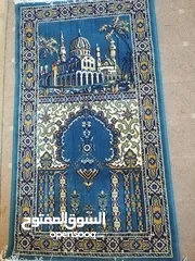  1 سجادة ممر لون اخضر ..