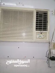  1 مكيف شباك ذو محرك كبير امريكي بحالة ممتازة للتواصل