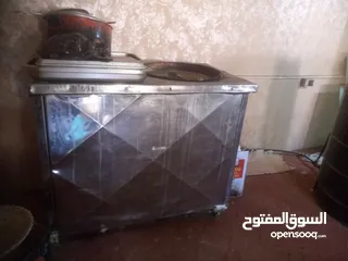  2 محل معجنات جاهز كامل للبيع  او العده بدون المحل