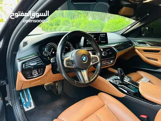  22 BMW 530i model 2018 gulf full service under warranty