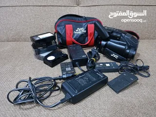  9 كاميرا فيديو كاست JVC